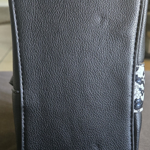 Purse - Picture 7 of 7